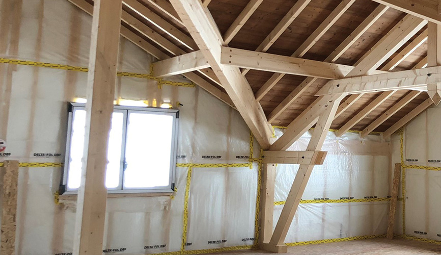 Photo des travaux d'isolation d'un chalet